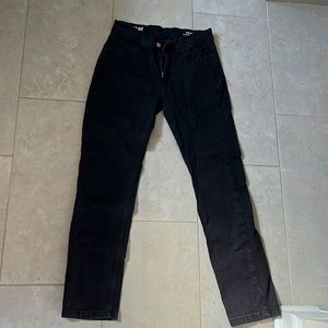 Black mugsy jeans Squid Inks model